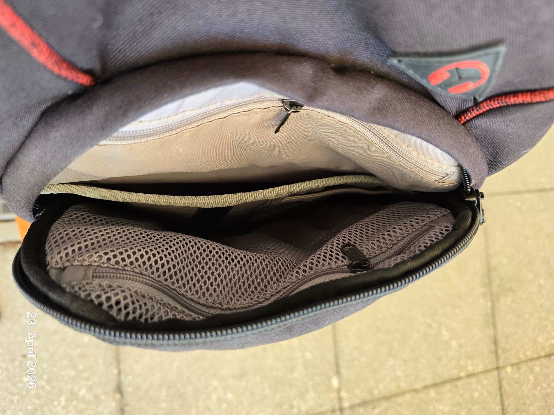 Satch Zaini: Satch Rucksack – Usato da Hochfelden venduto da Todo8182 3