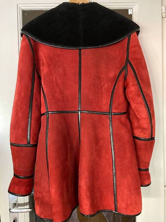 Manteaux: Manteau hiver Giani Massoti M – D'occasion à Le Vaud par din_2fj7