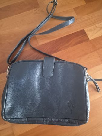 Fair-Trade-Lederhandtasche vom Claro Laden UNBENUTZT