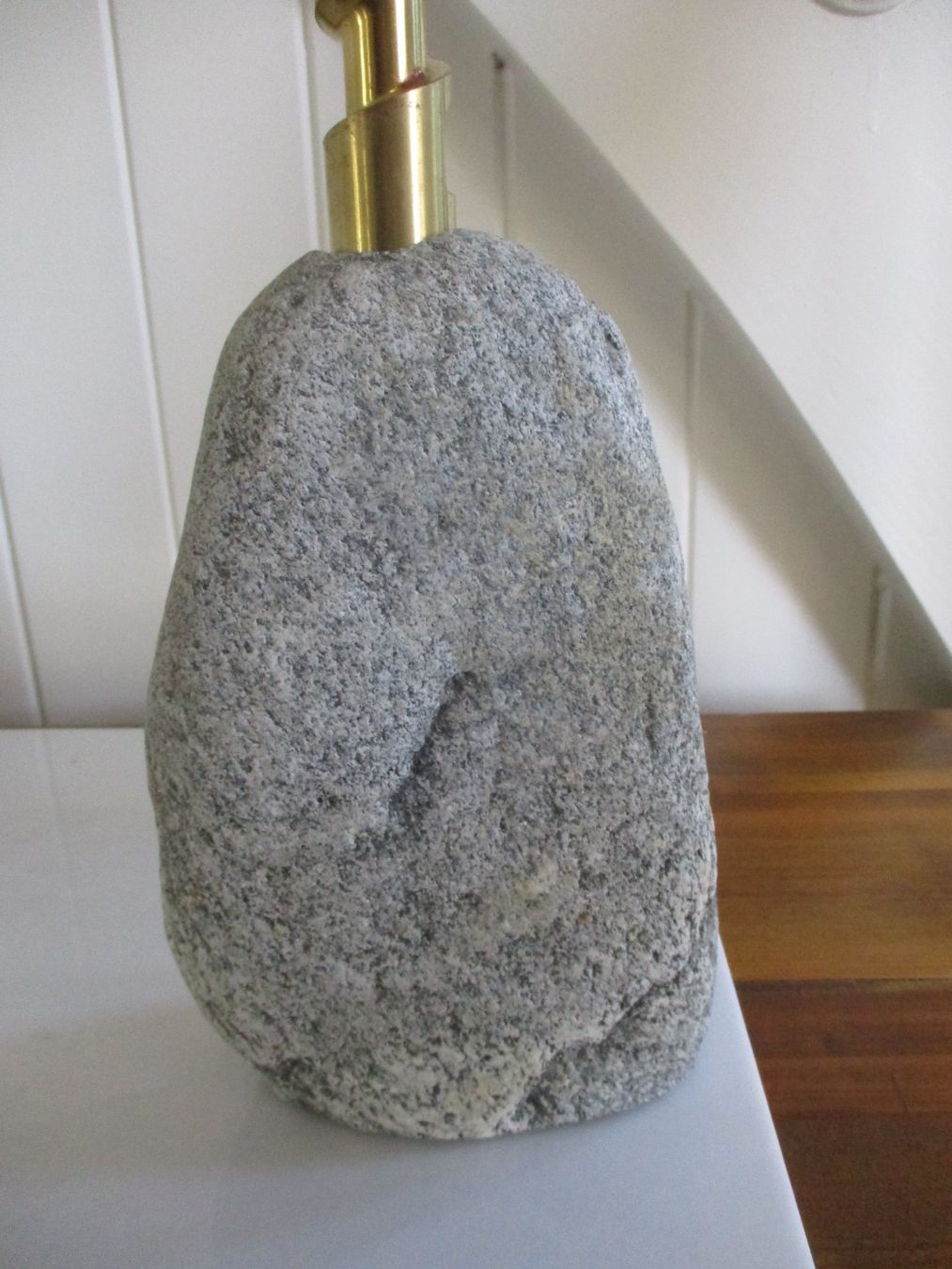 Sculptures & Statues: Stein mit goldenem Bohrstab - Kunst-Objekt – D'occasion à Windisch par Autogrammo 2