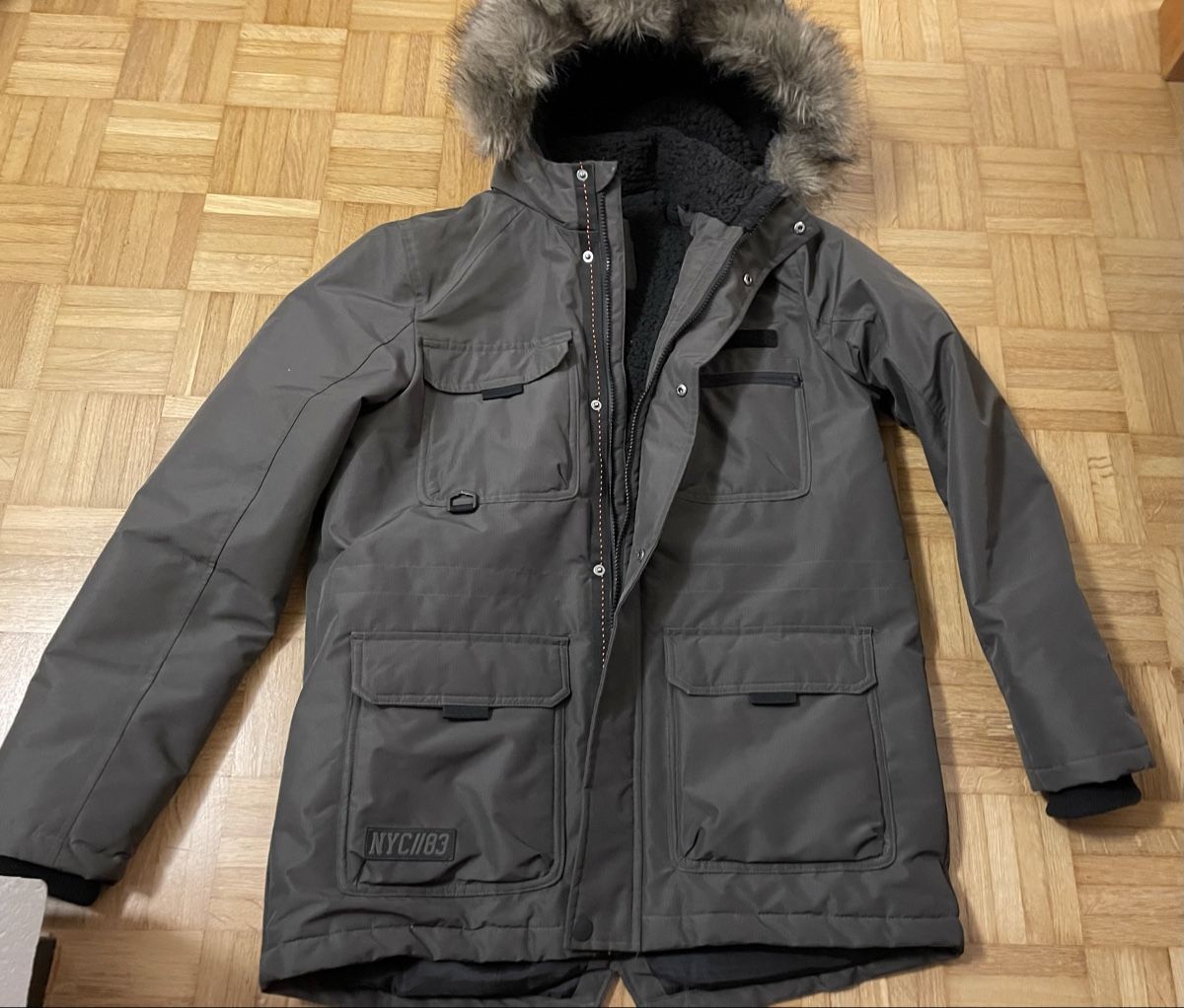 C&A Giacche & Cappotti: Schöne Winterjacke Jungs Gr. 176 – Usato da Chur venduto da Abelone1