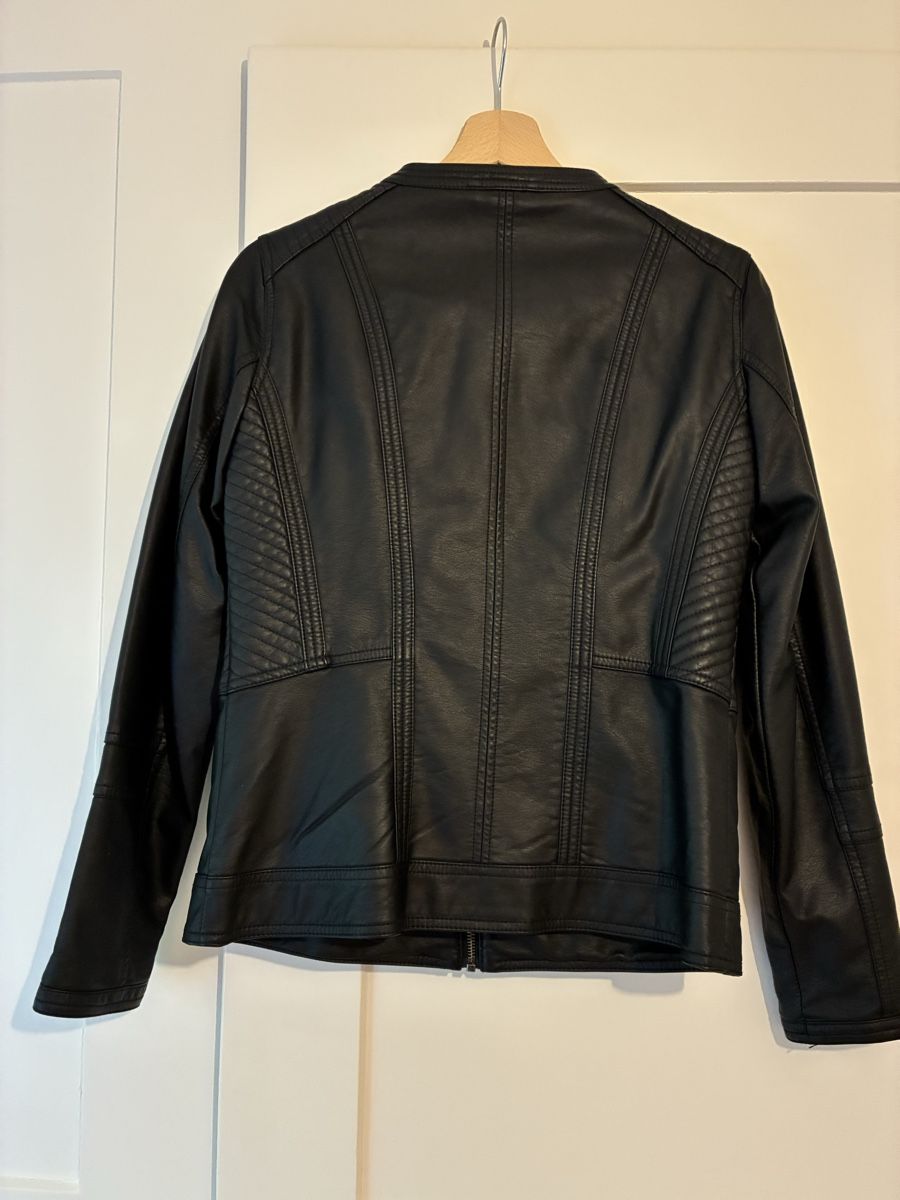 Giacche: Kunstlederjacke Gr. 36 – Usato da Domat/Ems venduto da dar_7zjn 2