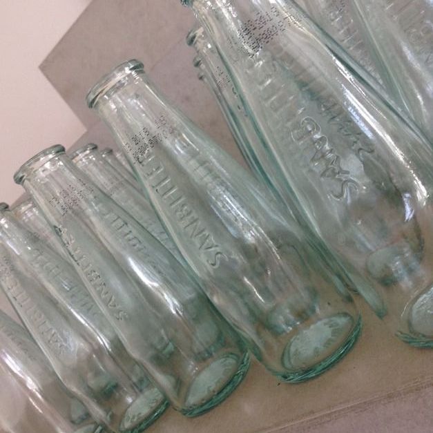 Vasi & Recipienti: 28 SanBitter Fläschli - Glasvasen – Nuovo (secondo la descrizione) da Oensingen venduto da Wabuoe