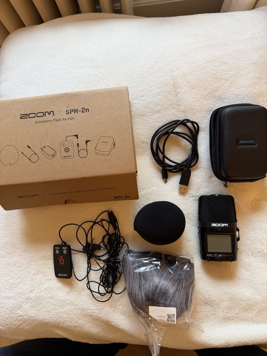 Zoom Enregistreurs: Zoom H2N Audiorecorder mit Zubehör – D'occasion à Zürich par Terano
