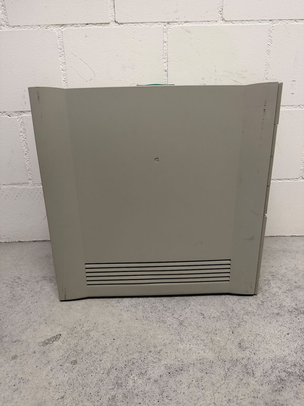 Apple PC: Defect - Apple Power Macintosh 9600/300 – Difettoso da Niederwangen b. Bern venduto da Leonerb 1