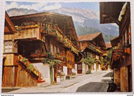 Brienz, Chalet-Dorf, alt & ungelaufen