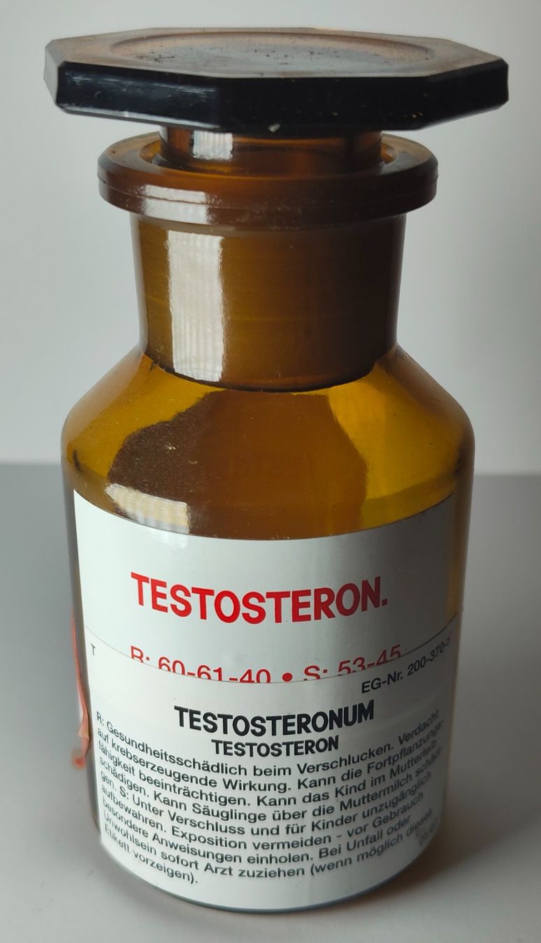 Laborzubehör: Apothekerflasche Testosteron Gift Vintage 11cm – Gebraucht aus Monthey von 19_karen_84 2
