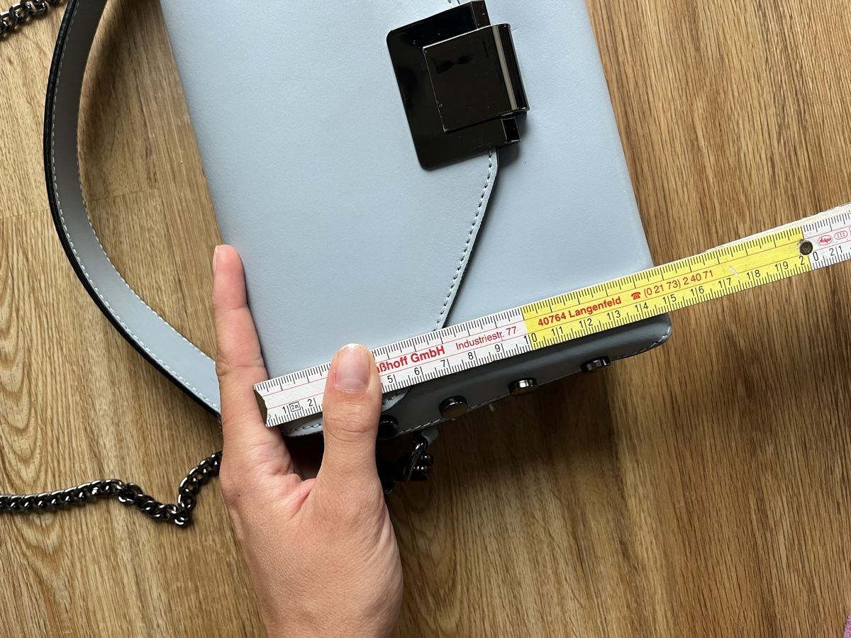 Taschen für Damen: Blaue Lederhandtasche – Neu (gemäss Beschreibung) aus Schaffhausen von juf_98r9 9