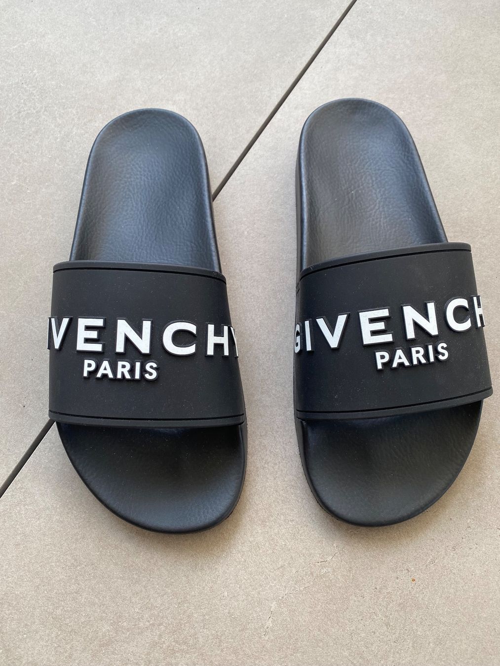 Givenchy Scarpe da donna: Givenchy Bade- Sandalen Gr. 41 – Usato da Herrliberg venduto da little_useful_things 1