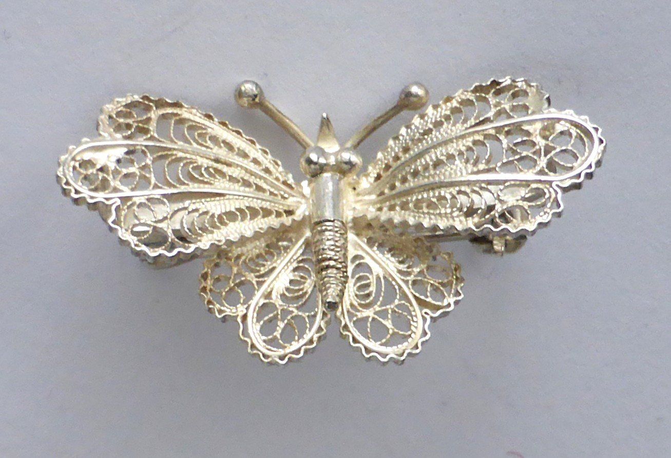 Spille & Fermagli: Wertvolle filigrane Silberbrosche "Papillon / Schmetterling" – Nuovo (secondo la descrizione) da Buochs venduto da ema-coins