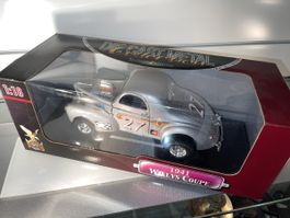 Willys Coupe 1941 Modellauto 1:18 Road Signature Diecast Met