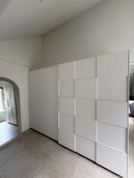 Sehr grosser, schöner Kleiderschrank
