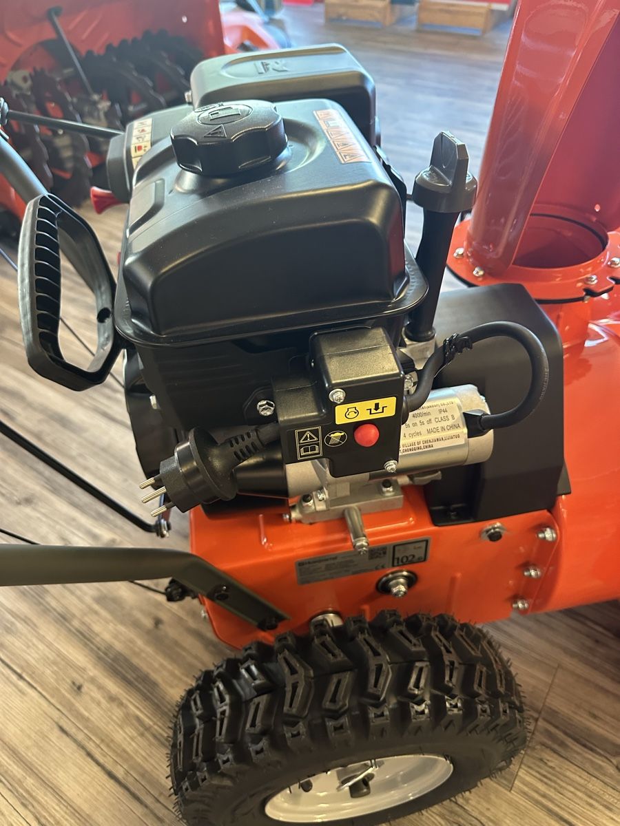 Husqvarna Schneeräumung: Schneefräse Husqvarna ST 124 – Neu (gemäss Beschreibung) aus Malters von BachBrun 7