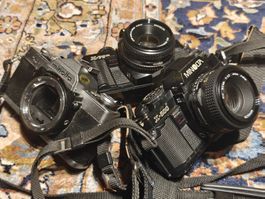 Minolta X-700, X-500, XG-1 Lot Kameras