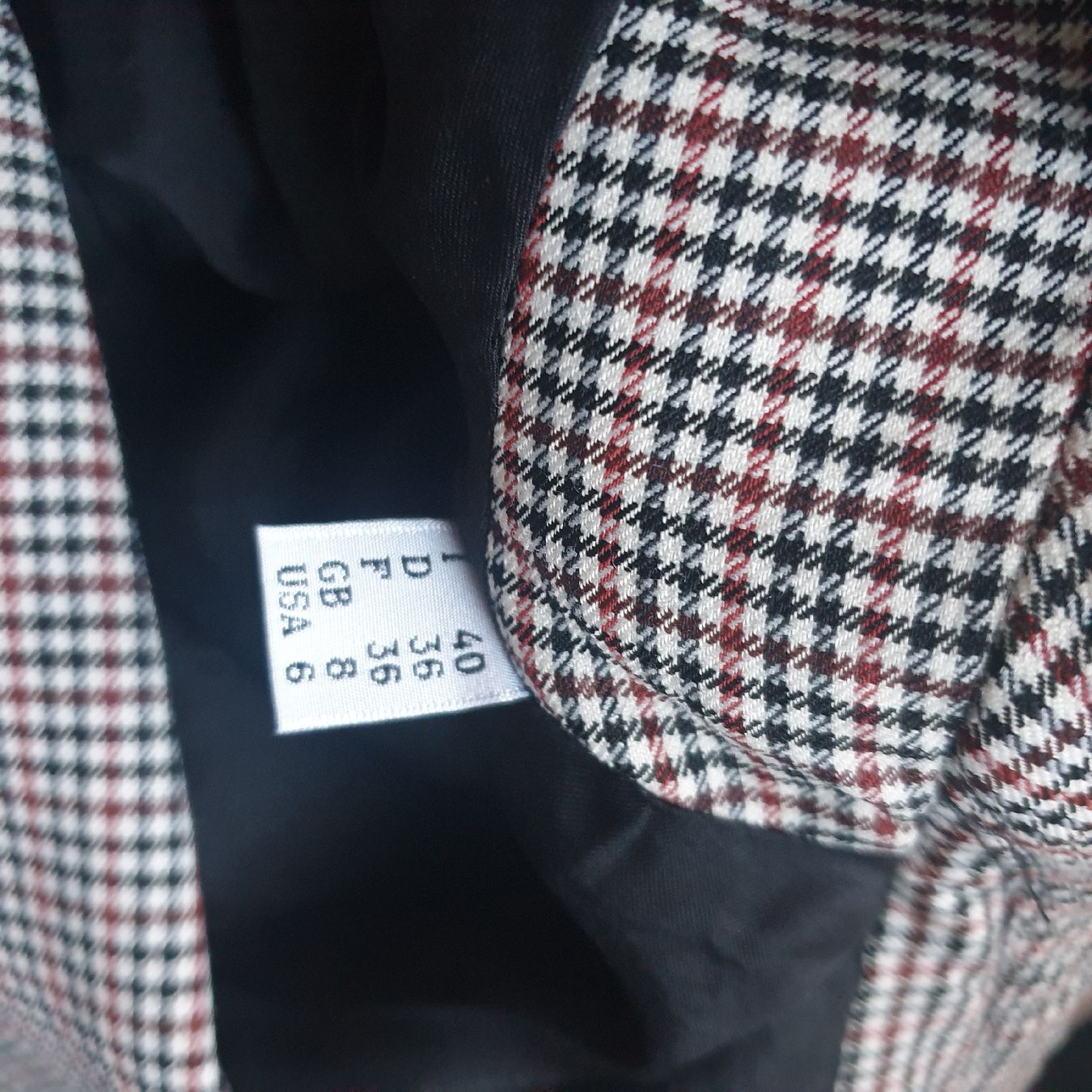 Moschino Jacken: Boutique Moschino, schöner Blazer Gr. 36 – Gebraucht aus Frenkendorf von Moon111 4
