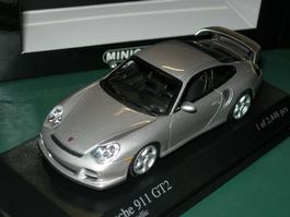 Porsche 911 GT2 2001 grau * Minichamps 1:43