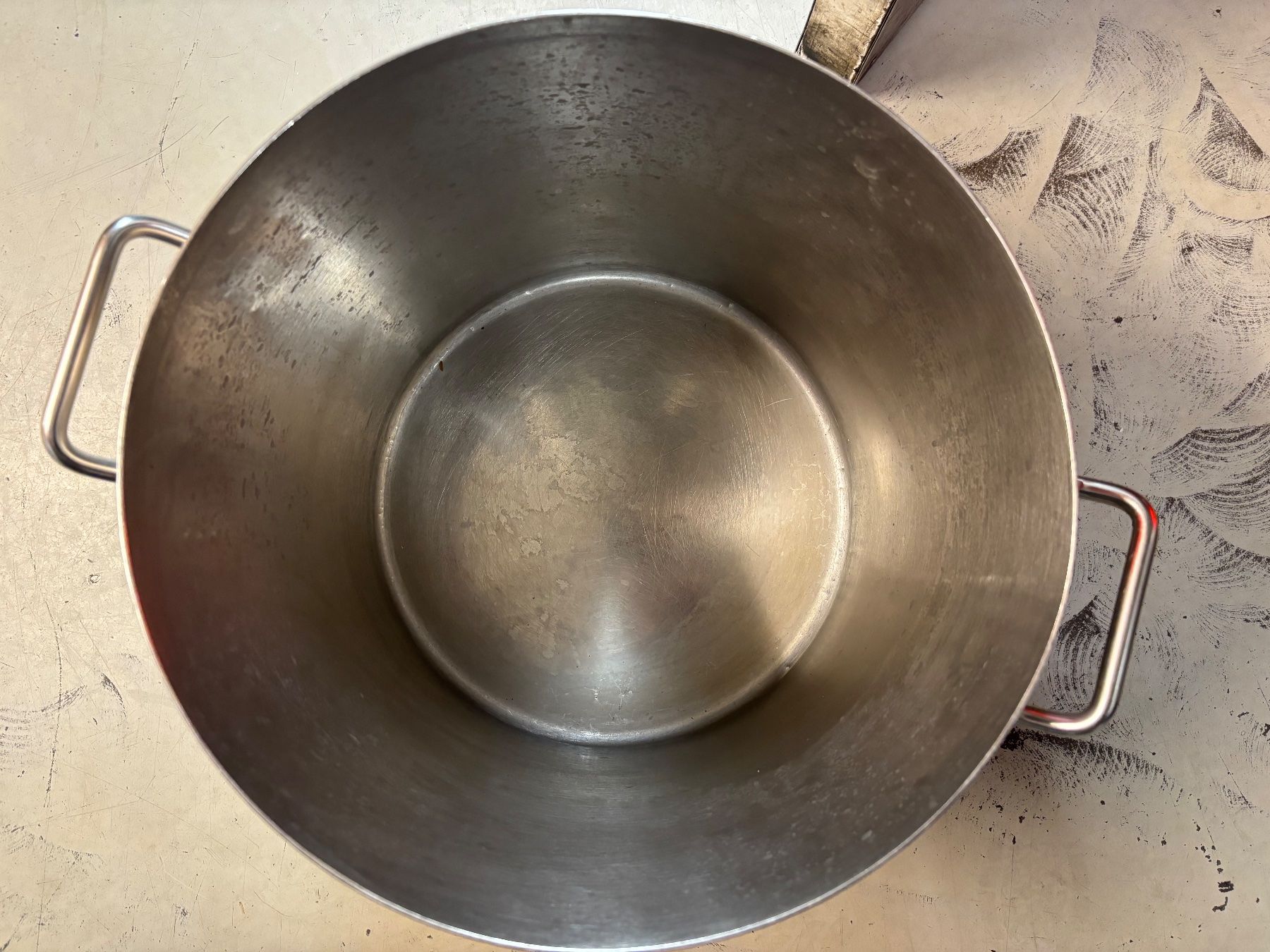 Töpfe: 20l Topf – Gebraucht aus Zürich von Hombre84 1