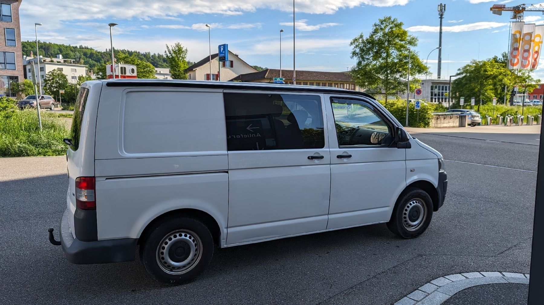 VW Veicoli da campeggio: VW T5 Camper 2.0 TDI 102PS – Usato da Arisdorf venduto da Tam_97 4