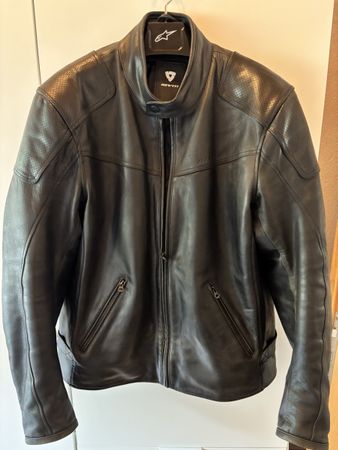 Veste moto REVIT en cuir noir, bon etat, taille 56