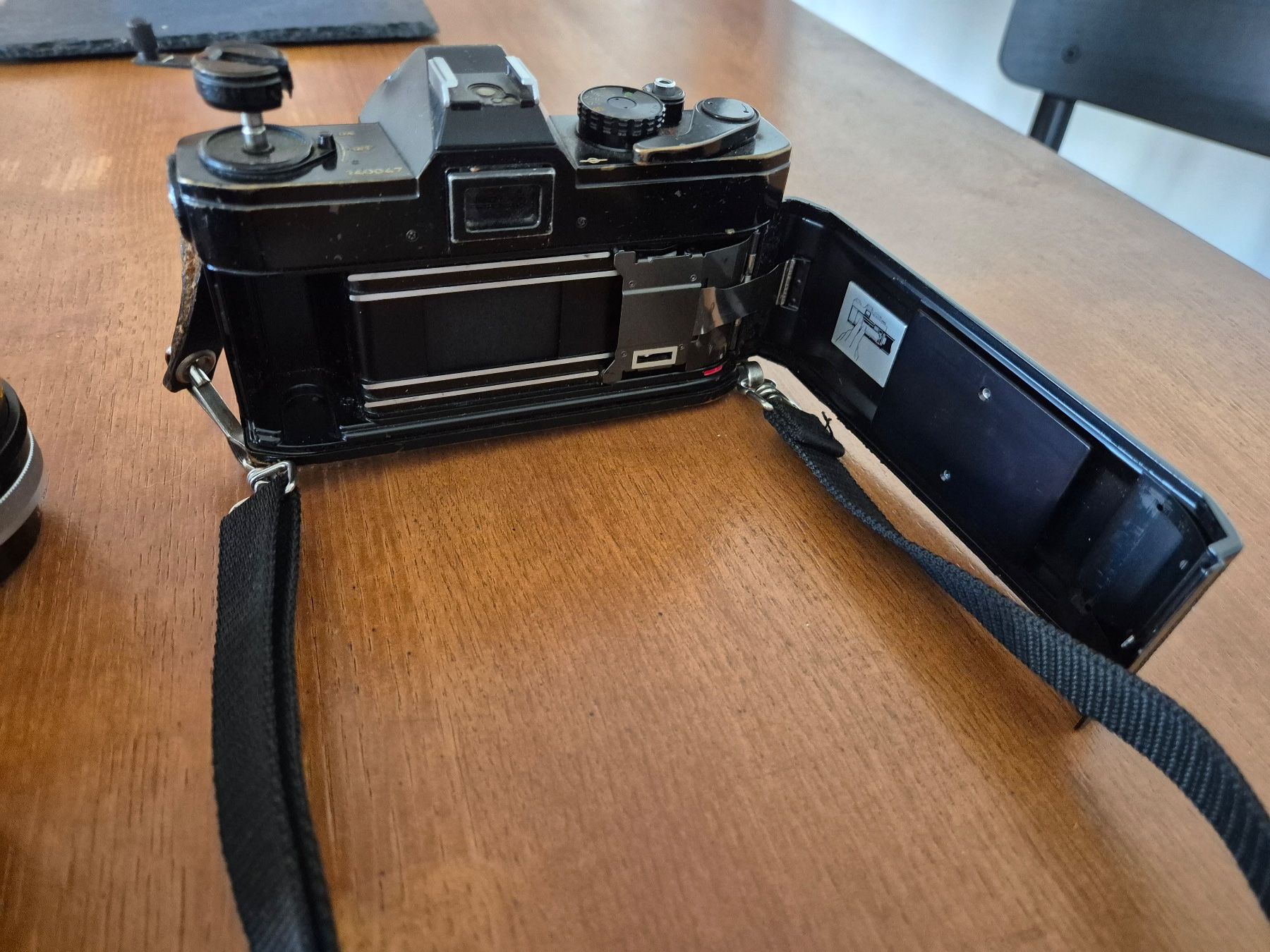 Canon Appareil photo: Canon FTb QL Spiegelreflex Kamera Analog – D'occasion à Bremgarten AG par Beever 2