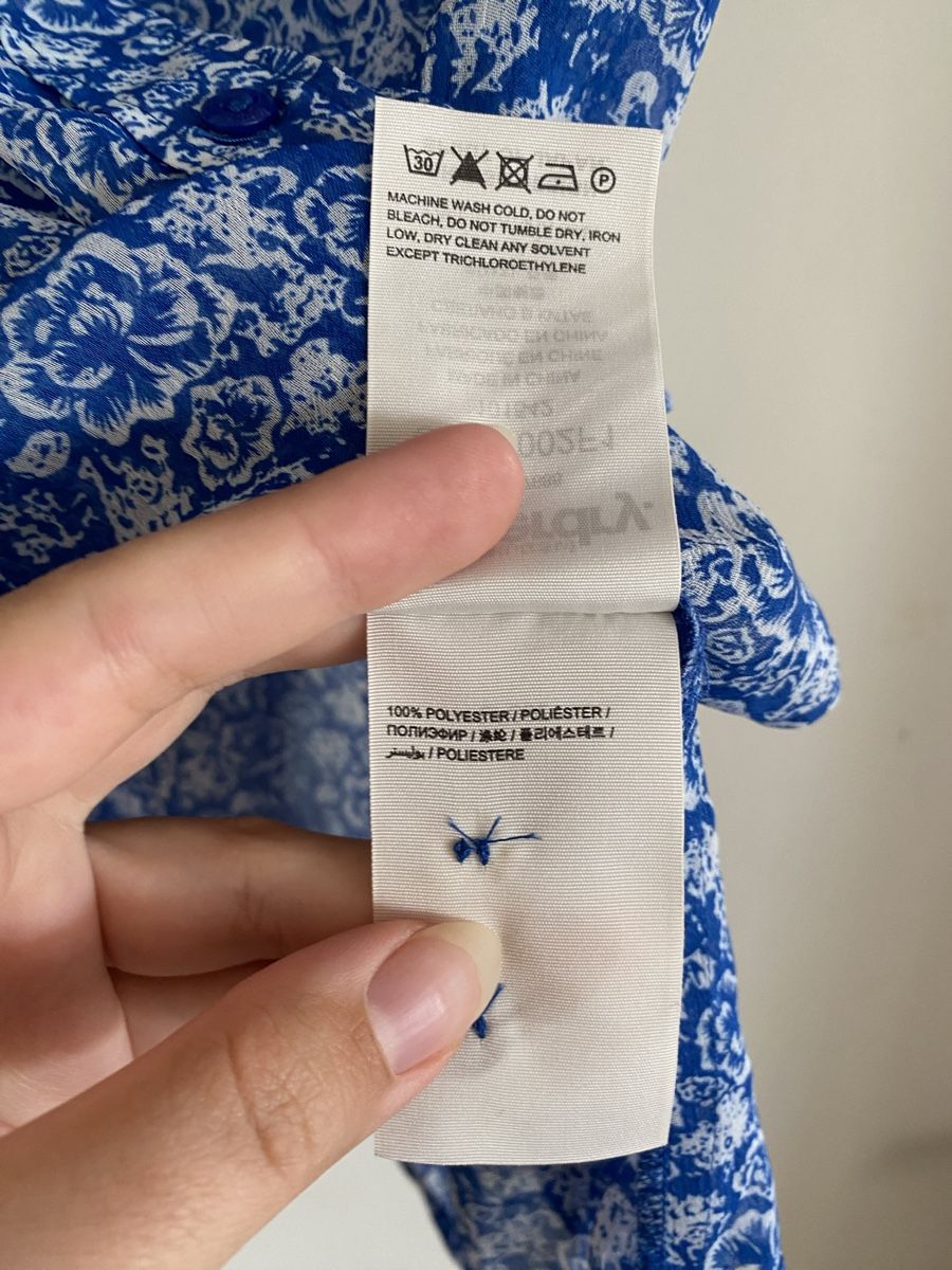 Superdry Camicette: Superdry Bluse blau weiss Blumenmuster Gr. M – Nuovo (secondo la descrizione) da Hünenberg venduto da a.u.849 3