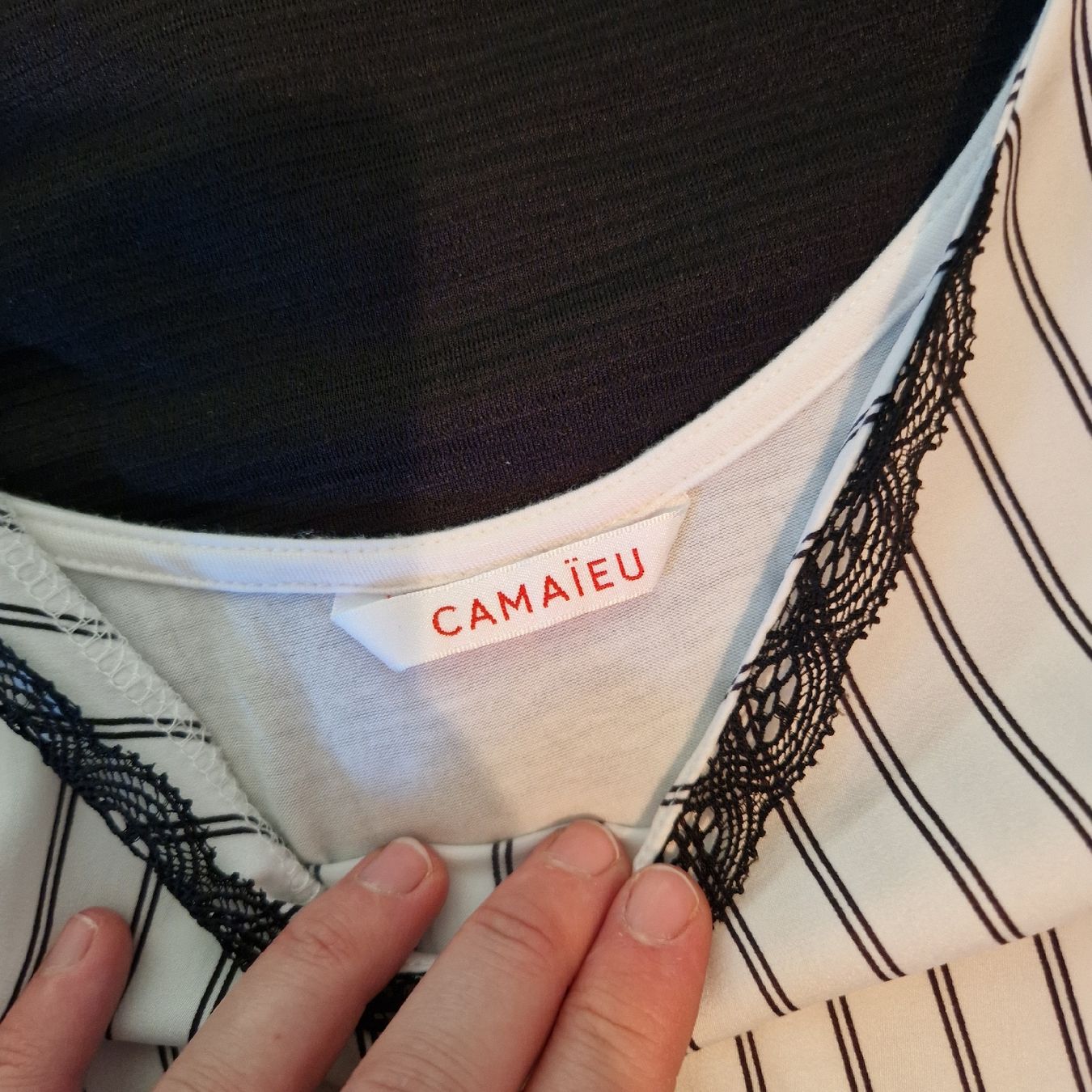 Kleiderpakete: 2 Jäckchen Gr. S & 2 Tops / Shirts – Gebraucht aus Nendeln von Zopfie_ 6