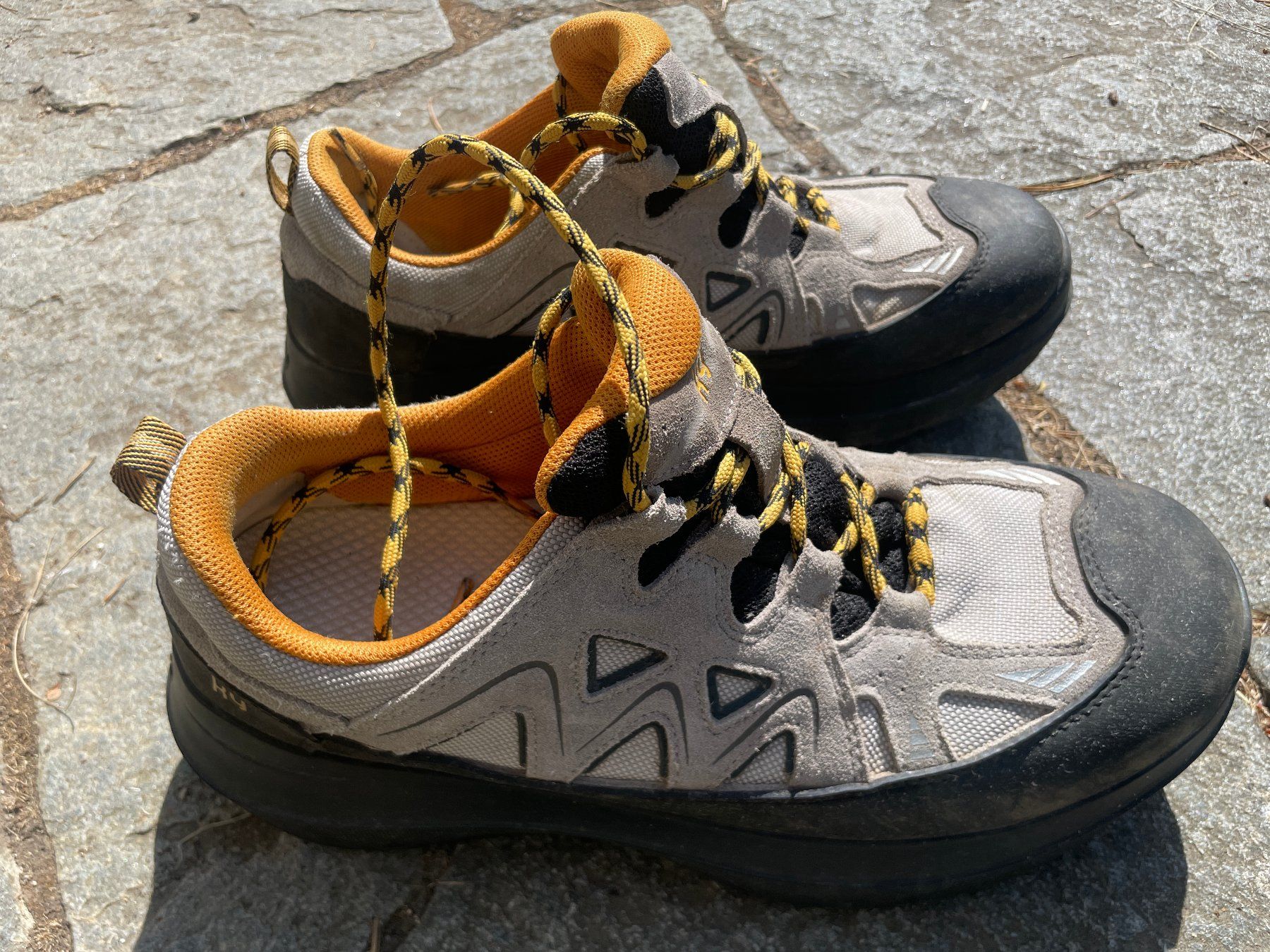 Kybun Scarpe da uomo: Wanderschuhe Kybun Sargans 44 1/3 – Usato da Zwingen venduto da Qusc