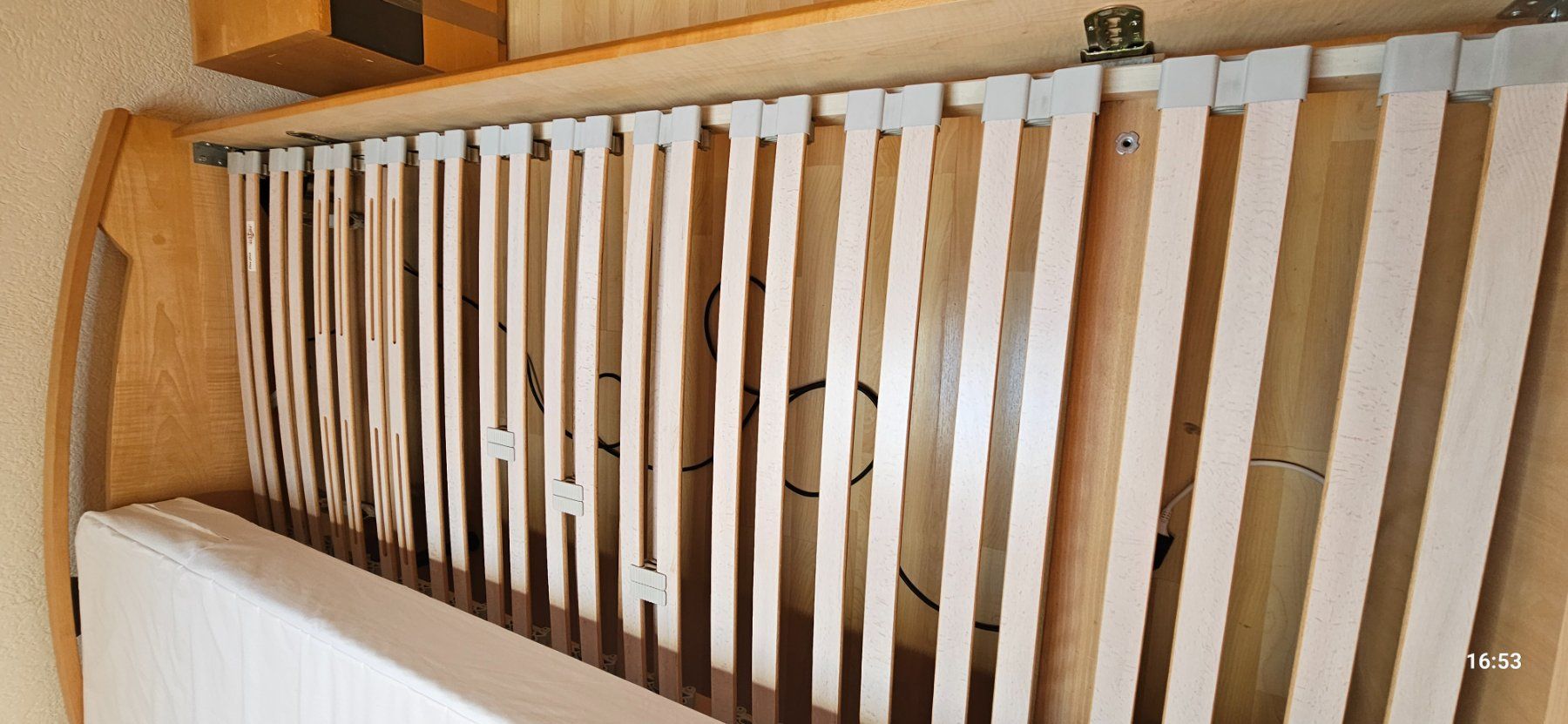 Tables: Komplett Paket Möbeln – D'occasion à Näfels par sch_ctj8 6