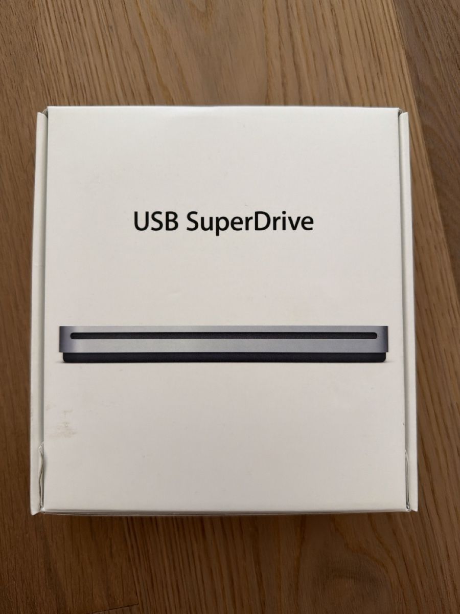 Apple Audio- & Mediensysteme: Apple USB SuperDrive externes Laufwerk – Neu und originalverpackt aus Feuerthalen von Sophie3000 1