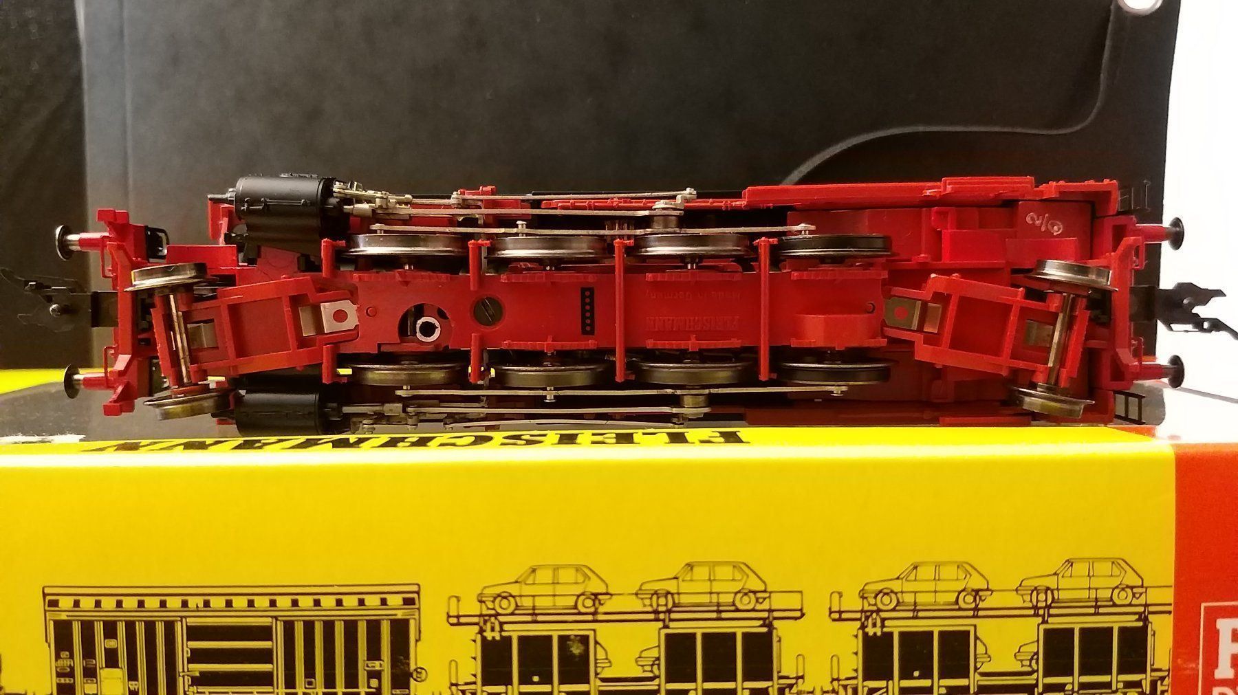 Fleischmann Modellini di ferrovie: Fleischmann - 4-teiliger Dampfzug der DRG, BR 86 mit DSS – Nuovo e nell'imballaggio originale da Rotkreuz venduto da MOBAHN-1zu87 7
