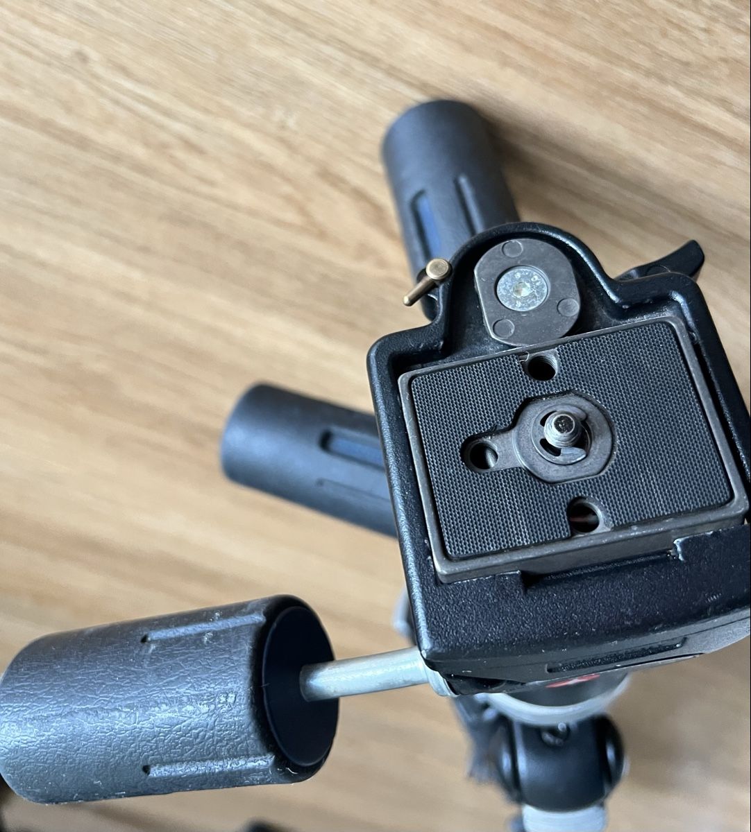 Manfrotto Treppiedi & Teste: Manfrotto Stativ 190 CLB – Usato da Winterthur venduto da Hello088x 6