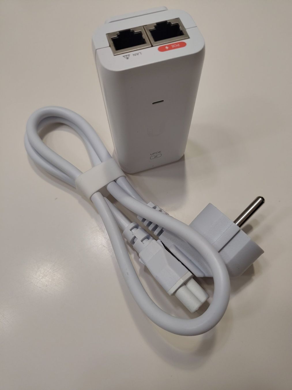 Ubiquiti Unità & Adattatore: Ubiquiti U-POE-AF – Usato da Echandens venduto da mkaag