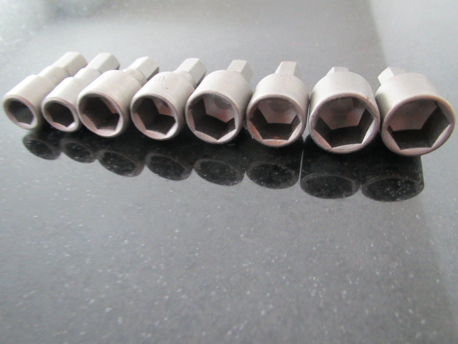 Tutti gli attrezzi: 10 SCHRÖDER BIT 6KANT 6MM – Nuovo (secondo la descrizione) da Zumikon venduto da Gung 1