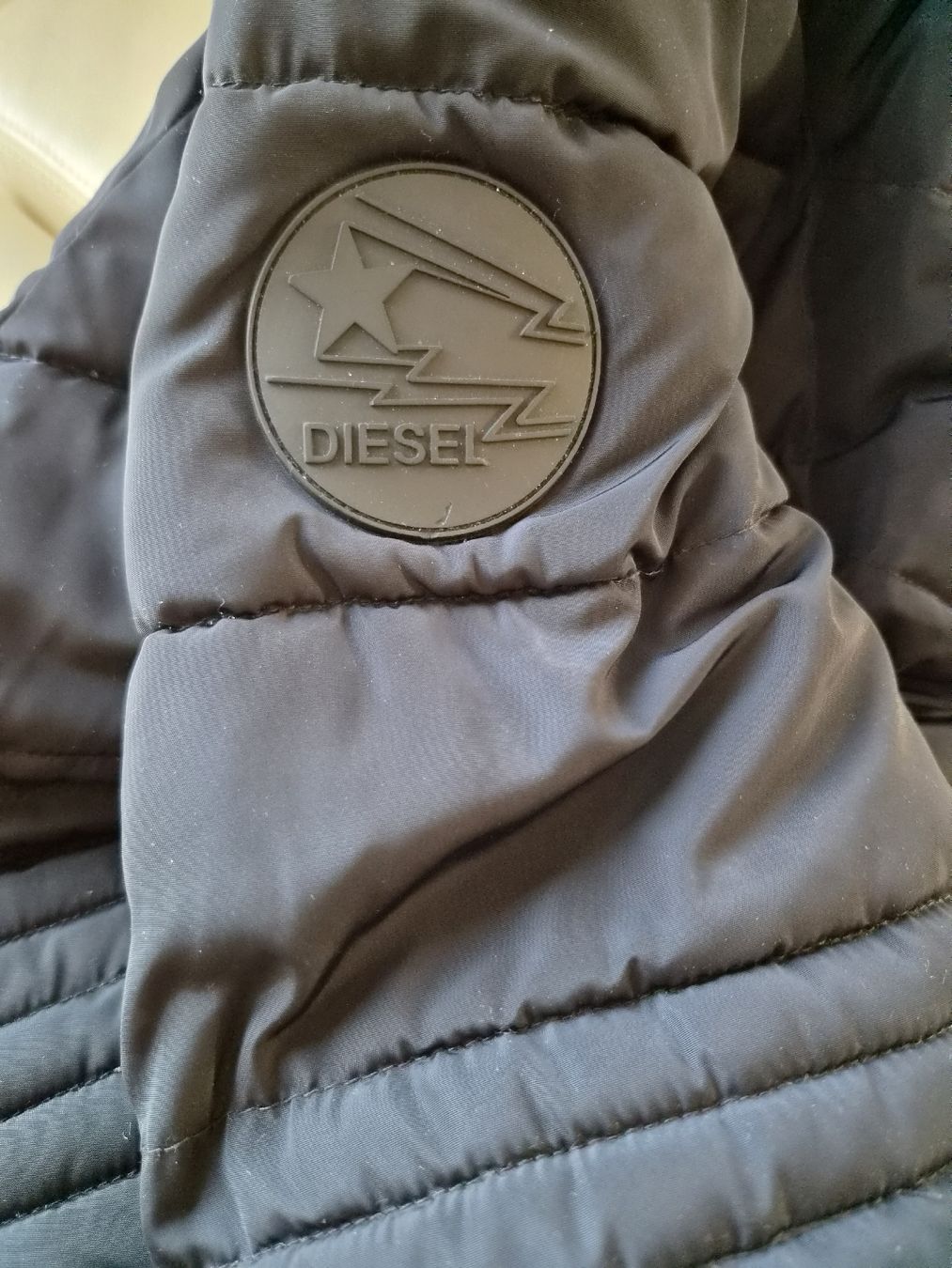 Diesel Jacken & Mäntel: Kinder Winter Jacke  – Gebraucht aus Männedorf von yen_6pbt 3