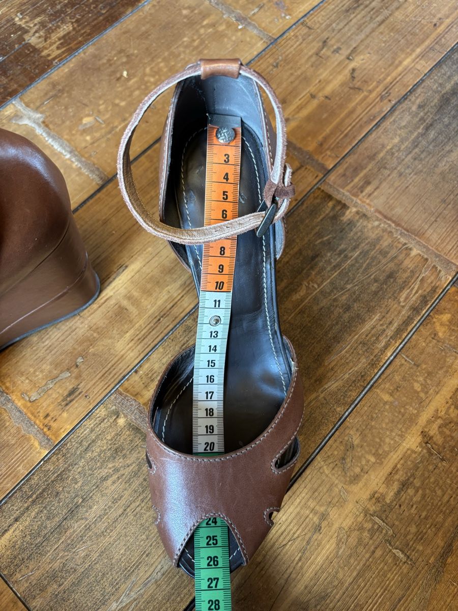 Hogan Scarpe da donna: Sandales compensées Hogan cuir marron 40 – Usato da Dotzigen venduto da SecondHandGems 9
