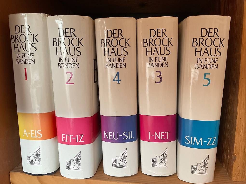 Bücher: Der Brockhaus in 5 Bänden – Gebraucht aus SCHARANS von Samuelson78