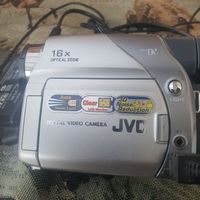 JVC zoom 16x camera GR D23E avec chargeur et batterie. 