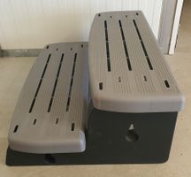 ⚡️⚡️⚡LIQUIDATION TOTALE! ESCALIER POUR SPA 2 MARCHES NEUF!