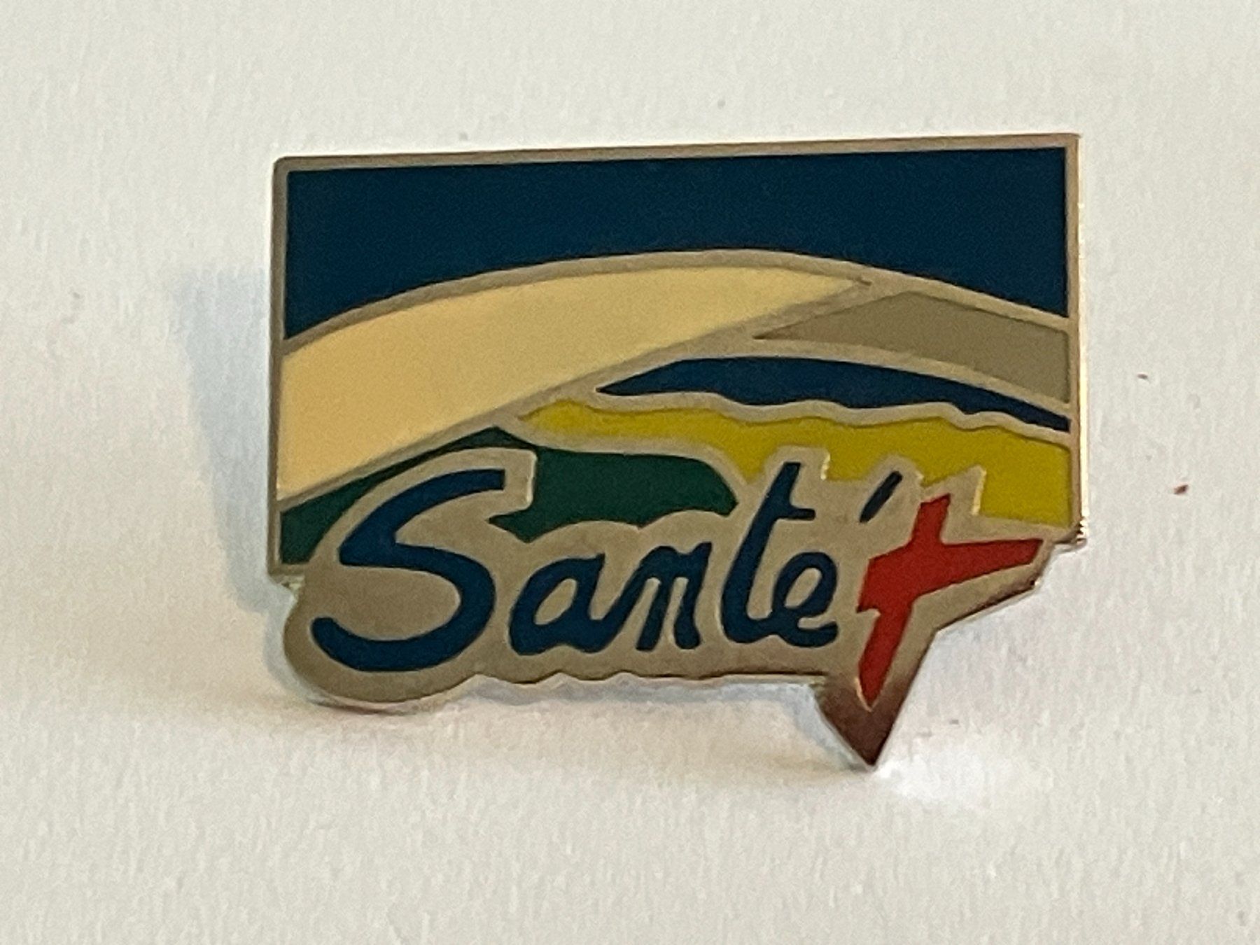 Placchette & Badge: 1 Pin Santé – Usato da Basel venduto da djwwpp