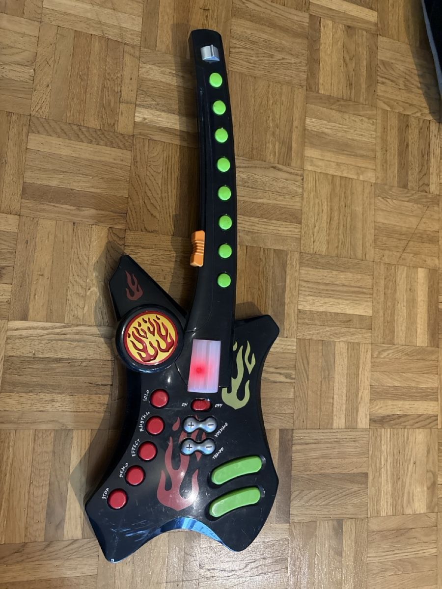 Spielzeuge: Guitare électronique pour enfant – Gebraucht aus Genève von captus