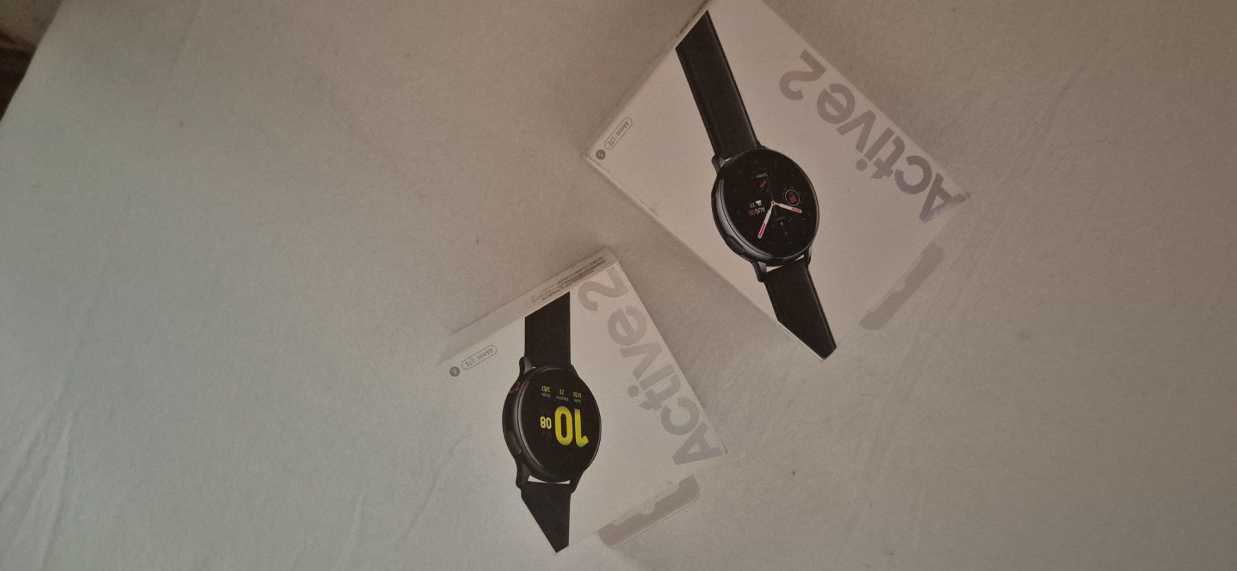 Samsung Smartwatch: 2x Samsung Active 2 – Défectueux à Lenzerheide/Lai par Gunit90