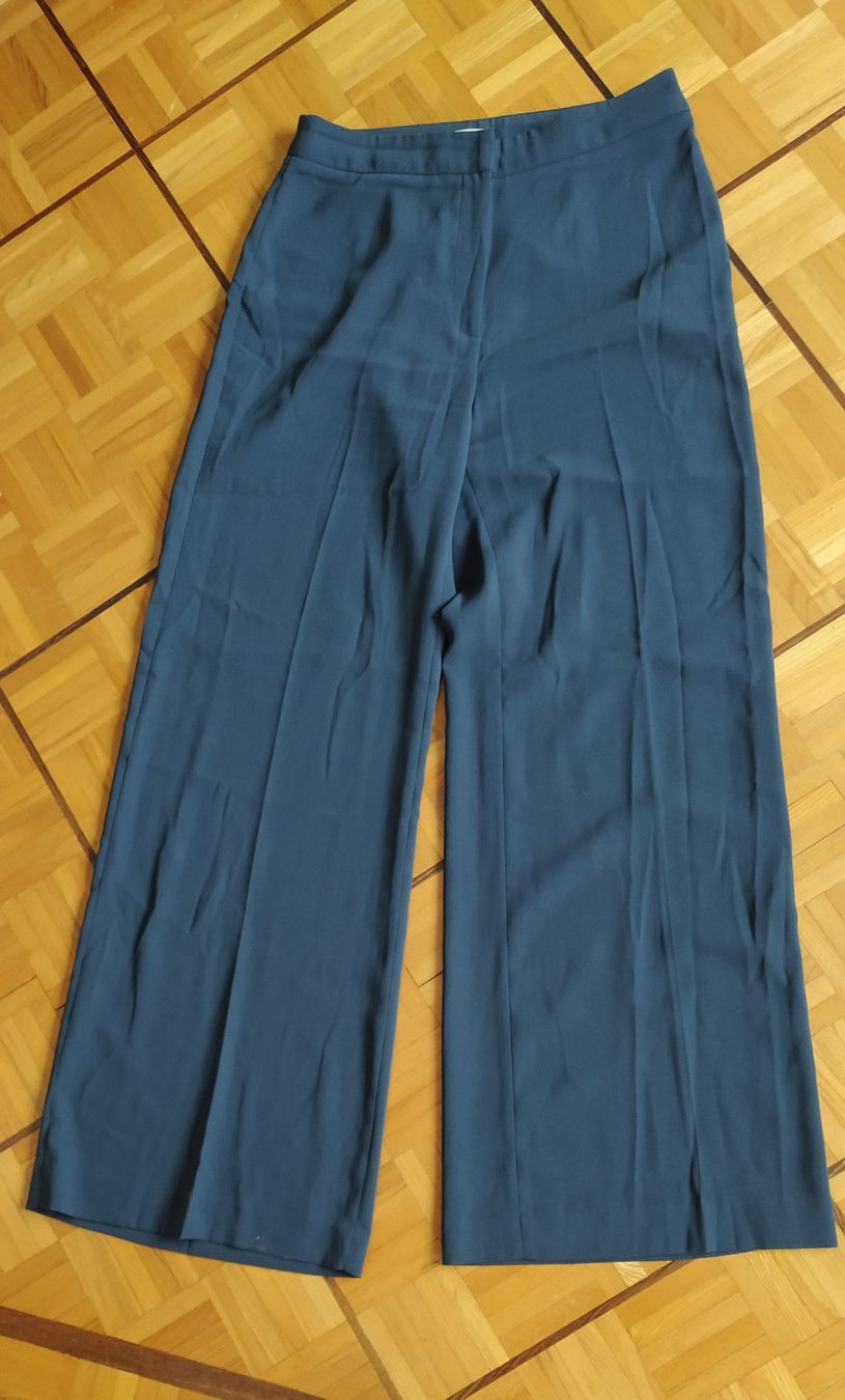 H&M Pantaloni: Pantalon gris H&M / Hose grau H&M – Nuovo (secondo la descrizione) da Moutier venduto da ant_6dwq