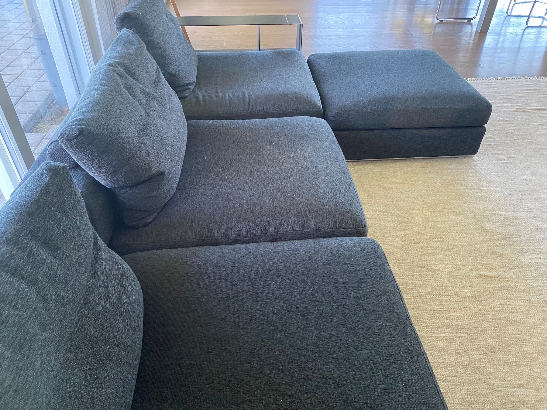 Flexform Divani: Sofa Flexform Ground-Piece mit Regalarmlehne Leder – Usato da Rüschlikon venduto da .lucia 3
