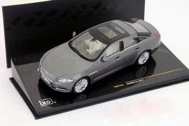 Jaguar XJ X351 Phase I 2009-2015 Stratus grau met.      1:43
