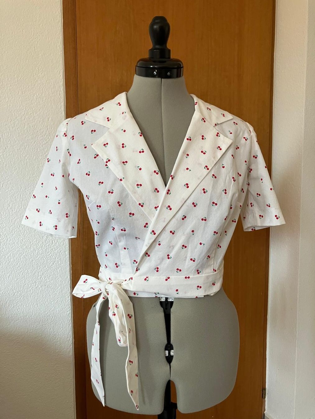 Camicette: Handmade Shirt – Usato da Monte Carasso venduto da arn_dime