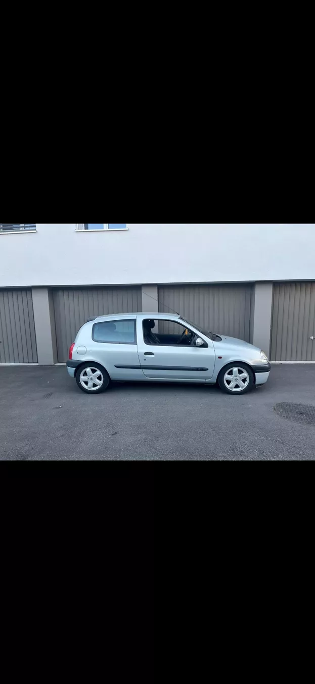 Renault Autos: renault clio 2001 – Gebraucht aus Rodersdorf von erosares 1