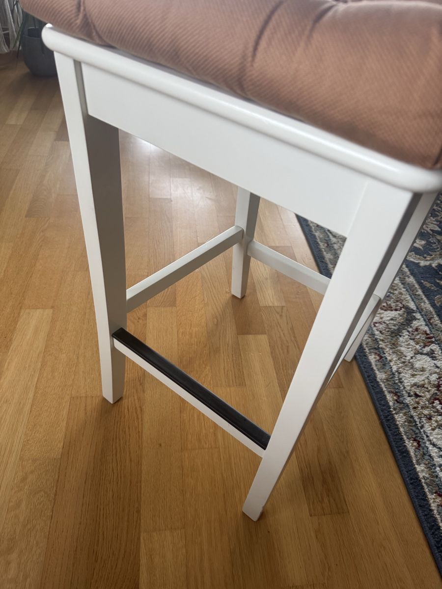 Ikea Seggioloni: Ikea Barhocker weiss mit Sitzkissen – Usato da Männedorf venduto da mariadelrocioeberle 6