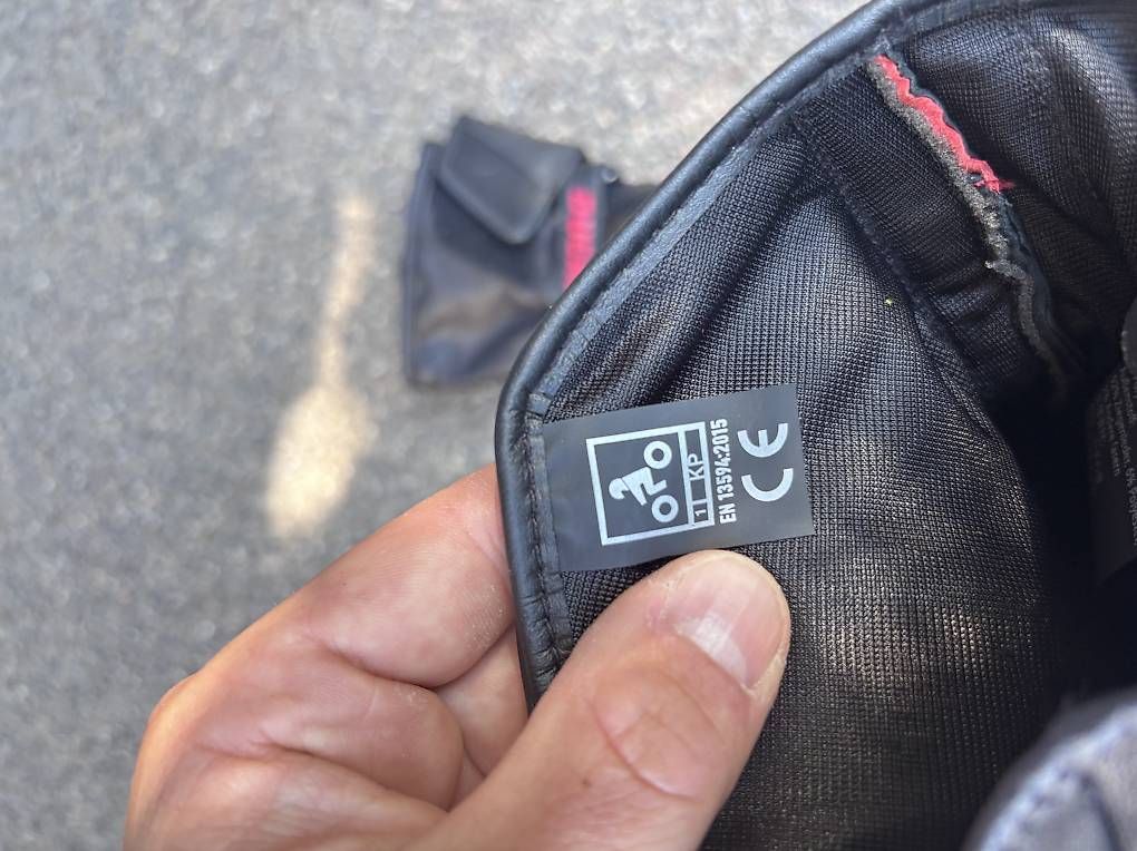 Sonstige Accessoires für Herren: Ducati Motorradhandschuhe – Gebraucht aus Winterthur von ducati.corse 2
