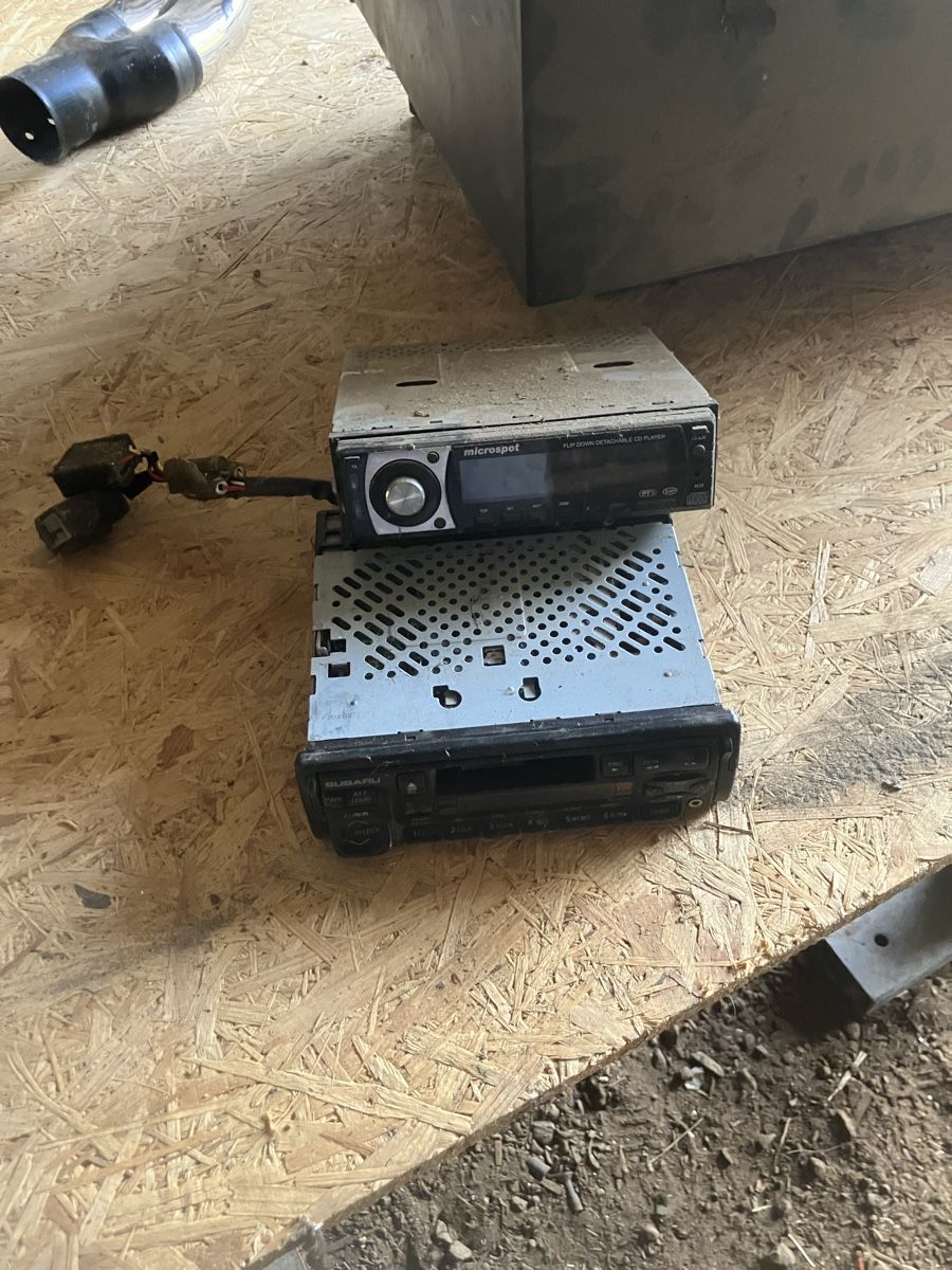 Radios: Autoradio – Défectueux à Bigenthal par xfighter27