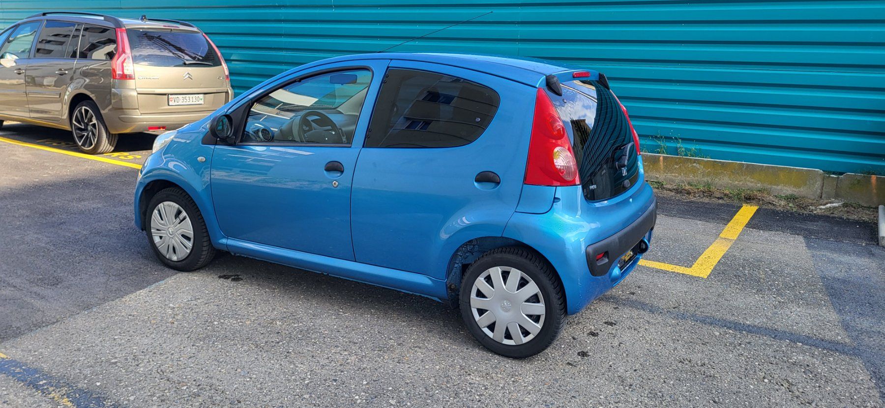 Peugeot Automobili: Peugeot 107 – Usato da Denges venduto da inox--2 3